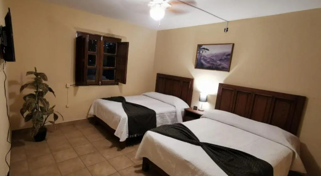 Семейный люкс Hotel Jardín del Cantador