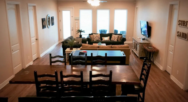 Surf And Sand 4 Bedroom Home by RedAwning, Book Feriehus Bolivar Peninsula Houston