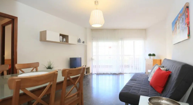 Apartamento Vista a la Playa Para 6 Personas en Cambrils, Забронировать Апартаменты/квартира Отели El Baix Camp с бассейном, Бассейн