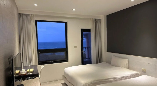 Четырёхместный номер Standard с балконом Guesthouse Ocean View