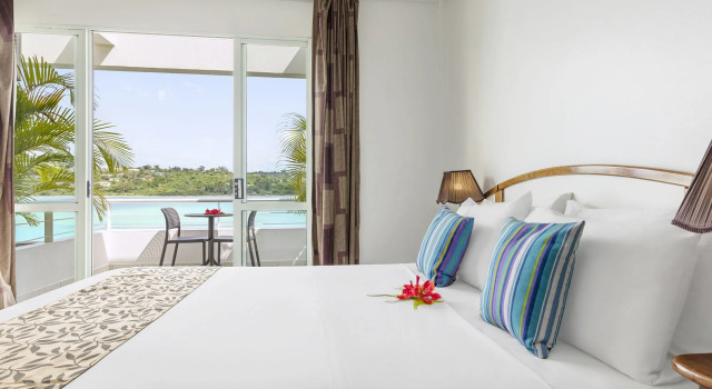 Chantillys on the Bay, Book Hotel Hotels in Montmartre with a Pool, Swimming Pool