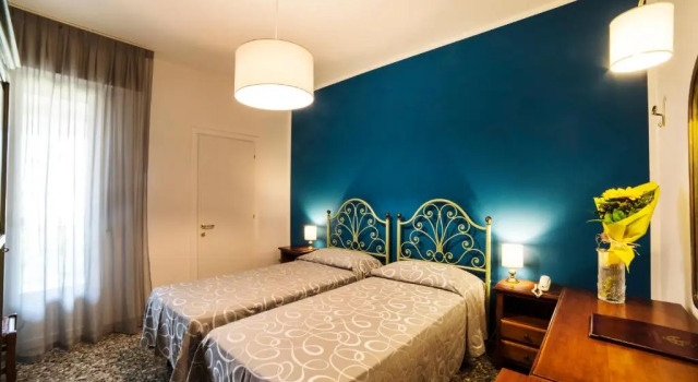 Двухместный номер Standard с балконом Hotel Bisesti ***S