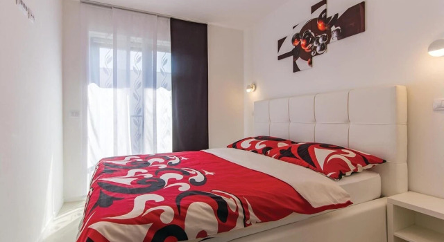 Nice Home in Medulin With Wifi and 2 Bedrooms
