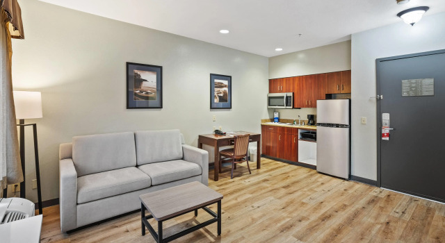 Hawthorn Suites by Wyndham Rancho Cordova/Folsom
