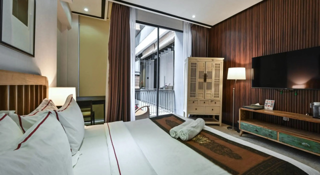 1825 Gallery Hotel