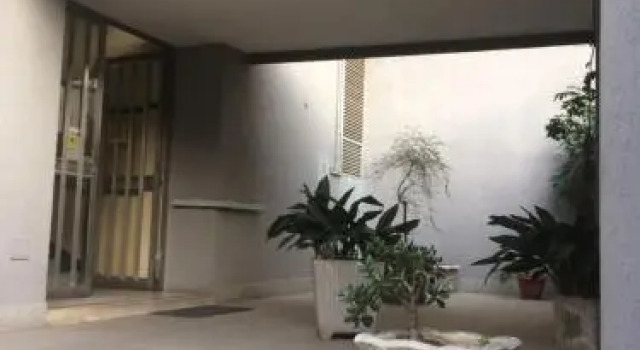 In Centro Città, Prenota Appartamento Hotel a Calabria con parcheggio, Parcheggio