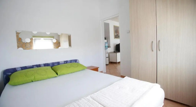 Apartments by the sea Vir - 18451, Забронировать Апартаменты/квартира Вир Zadar Islands
