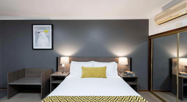 Best Western Plus Ambassador Orange, Prenota Hotel Orange Central West NSW