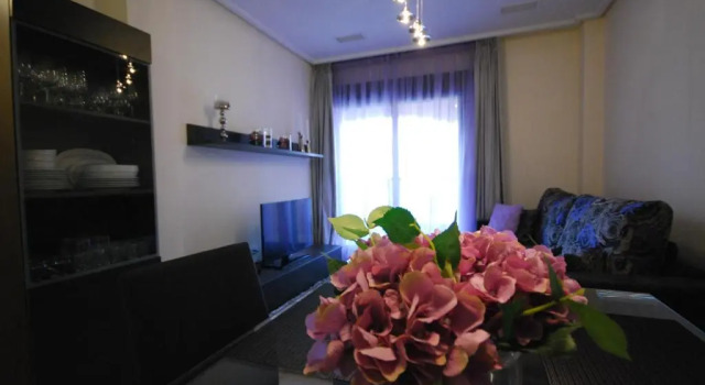 Апартаменты Las Flores Apartment