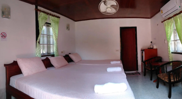 Трёхместное бунгало Haadrin Resort