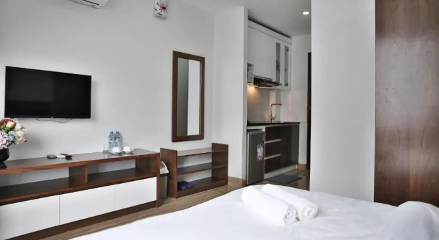 Студия Deluxe V House 6 Serviced Apartment