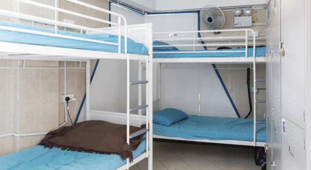MKS Backpackers Hostel - Cuff Road