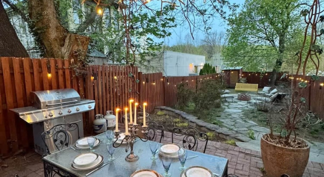 Коттедж Unique Luxury Central Historic Landmark Home