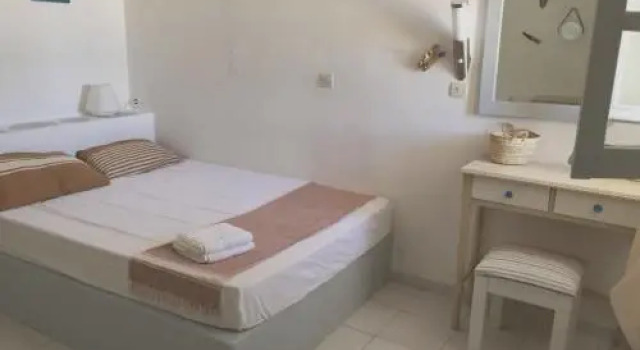 Holiday Home 5 Bedrooms - Ios