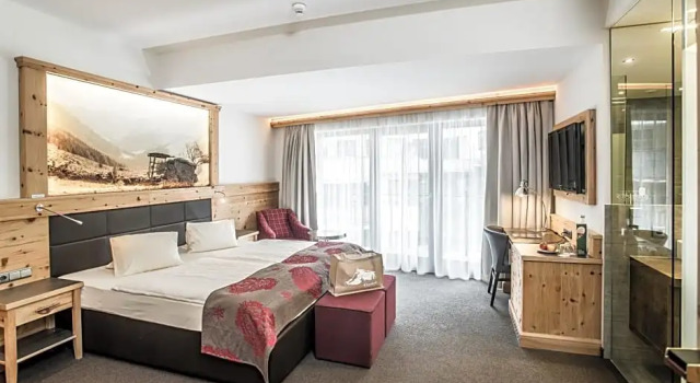 Двухместный номер Deluxe с балконом Hotel Elisabeth, 4 Sterne Superior