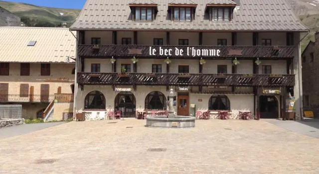 Le Bec De LHomme