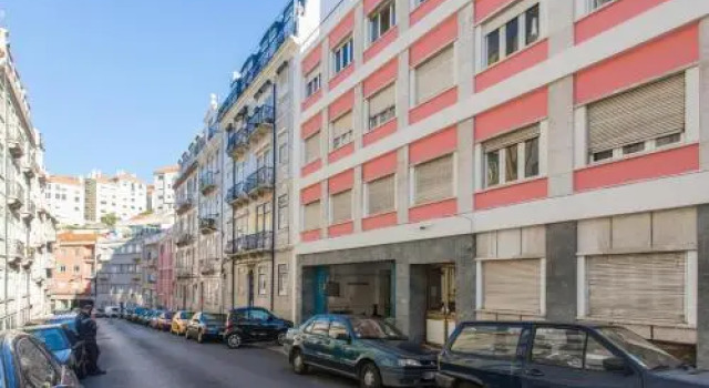 Bed at Lisbon Graça, Забронировать Отель Отели Лиссабона 3 звезды, рядом с Рештаурадориш, 3*