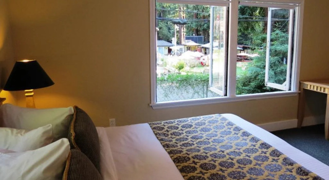 Rio Nido Lodge at the Russian River, Забронировать Отель Гернвилль Sonoma County