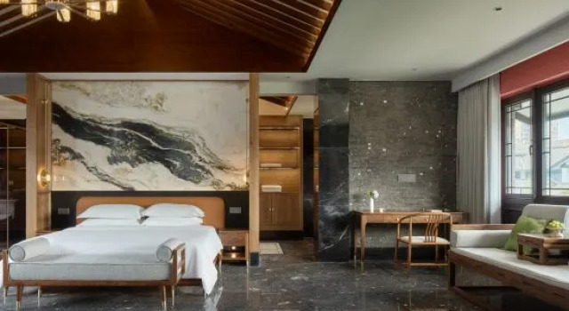 Люкс с красивым видом из окна Moonrise Hotels Resorts