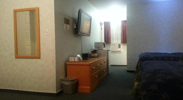 Четырёхместный номер Standard Heritage Inn