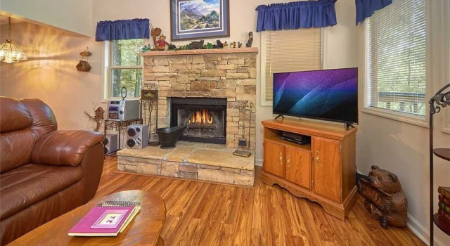 Mountain Hideaway 1 Bedroom Home with Fireplace, Забронировать Отель Отели Гатлинберг с бассейном, Бассейн
