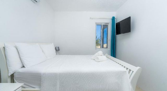 Апартаменты c 1 комнатой с балконом Ocean Spray Apartments