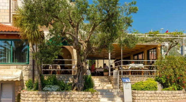 Pansion Costeria Srebreno