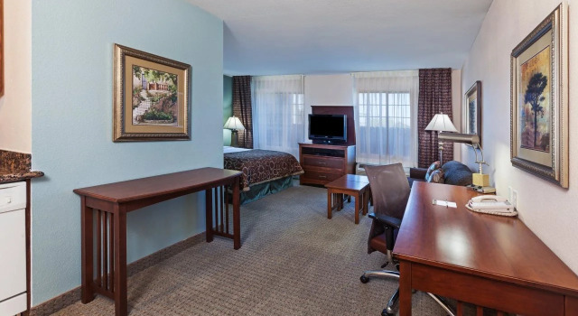 Staybridge Suites Northwest near Six Flags Fiesta, 预订 酒店 圣安东尼奥 Bexar County