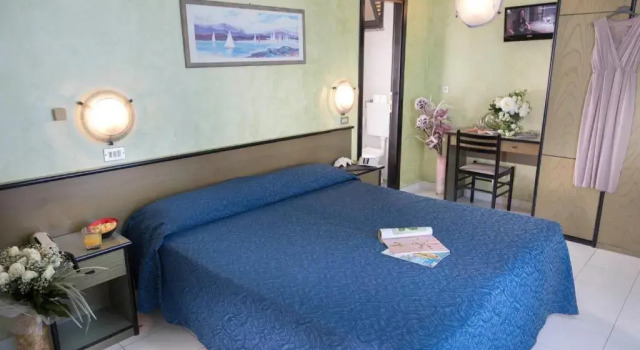 Номер Standard Hotel Piccadilly