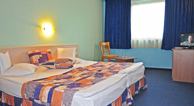Четырёхместный семейный номер Standard Aqua Hotel