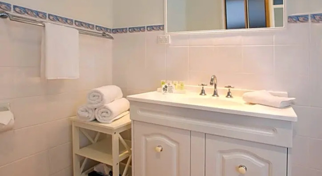 Номер Executive Sorrento Beach Motel