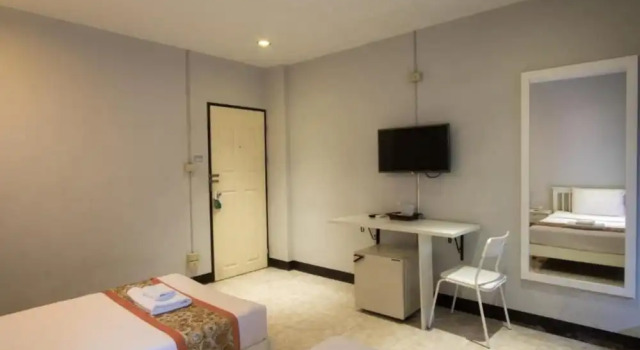Двухместный номер Standard с балконом NIM SEE SENG Hotel