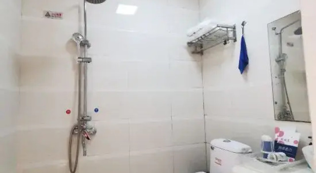Люкс Deluxe Ruijia Smart Hotel