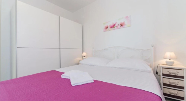 Amazing Apartment in Biograd With 2 Bedrooms and Wifi, Забронировать Апартаменты/квартира Апартаменты Биоград-на-Мору, рядом с Пляж Биоград Залазак, Апартаменты/квартира