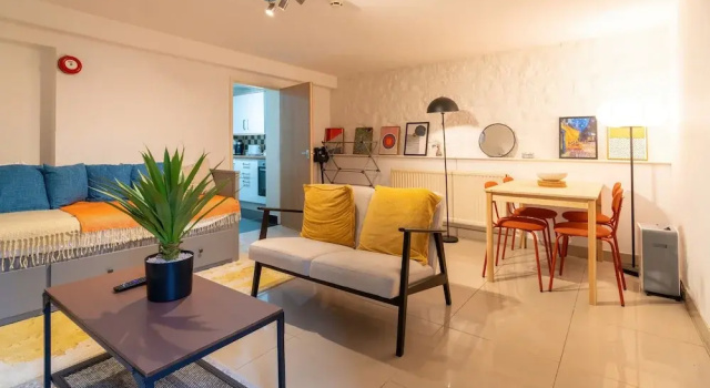 Private 1Bd Flat Near Gloucester Docks, Забронировать Отель Глостер Котсуолд, рядом с JDR Karting