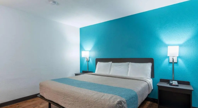 Четырёхместный номер Standard Americas Best Value Inn Hamilton