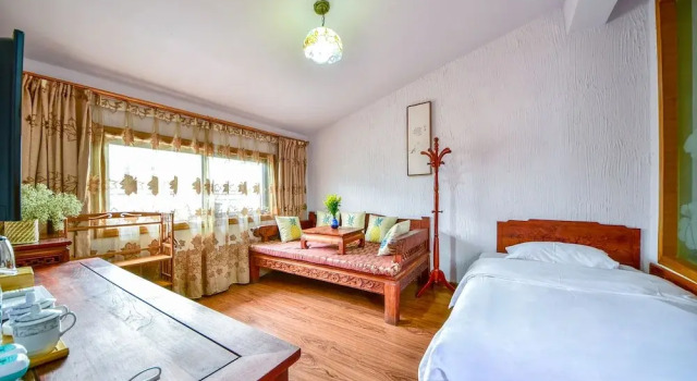 Люкс Floral Hotel Dali Cangshan Muyun