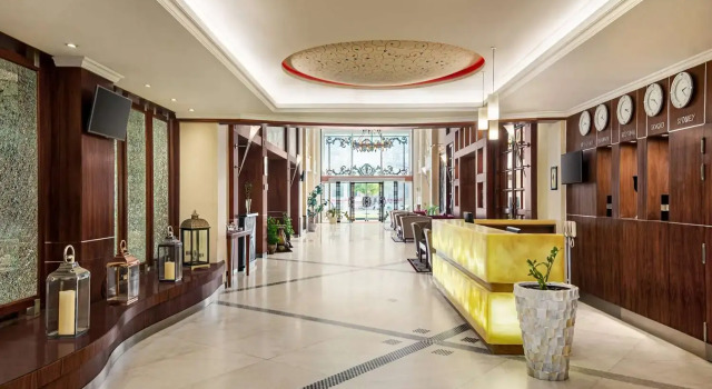 Eastyard Dammam Hotel - Formerly Ramada by Wyndham Dammam, Забронировать Отель Даммам Эш-Шаркия, рядом с Торговый центр Marina Mall в городе Эд-Даммам