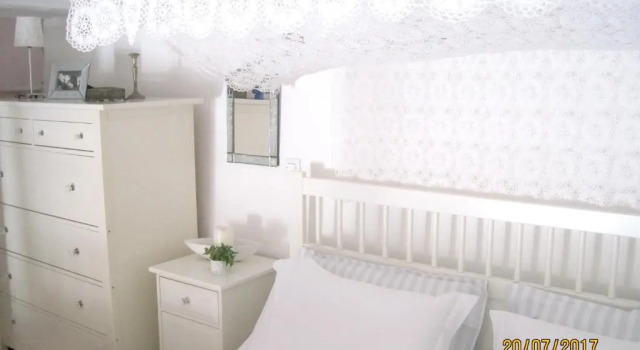 One bedroom house with city view furnished terrace and wifi at Skyros 4 km away from the beach, Забронировать Дом для отпуска Коттеджи Скироса, Коттедж