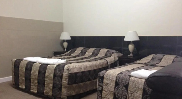 Номер Executive Avalon Motel