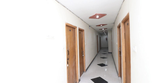 OYO 27695 Hotel Relation, Забронировать Отель Канпур штат Уттар-Прадеш, рядом с Центральный вокзал Канпура