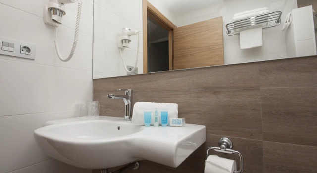 Двухместный номер Standard с балконом Hotel Perla