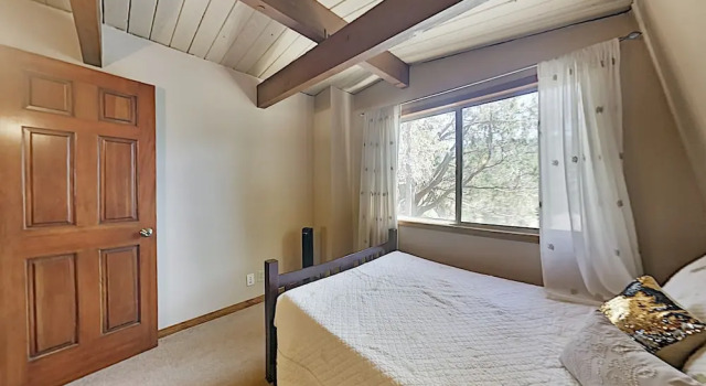 Cozy W/ Fireplace, Minutes To Skiing! 2 Bedroom Cabin, Rezerwuj Hotel Big Bear Lake Stany Zjednoczone