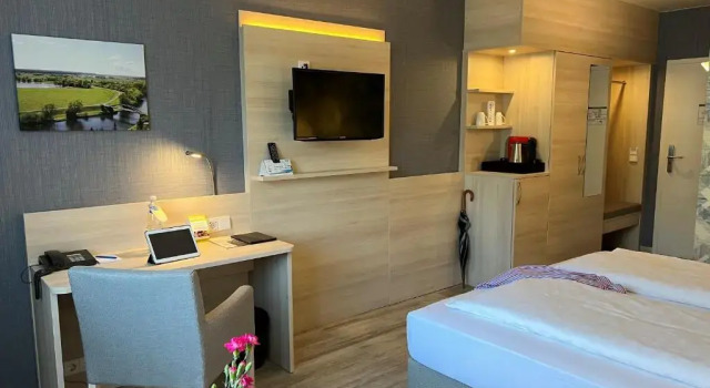 Landhotel Felchow, Book Hotel Felchow Uckermark
