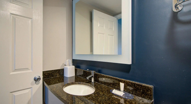 Четырёхместный номер Standard Clarion Pointe Tampa-Brandon Near Fairgrounds and Casino