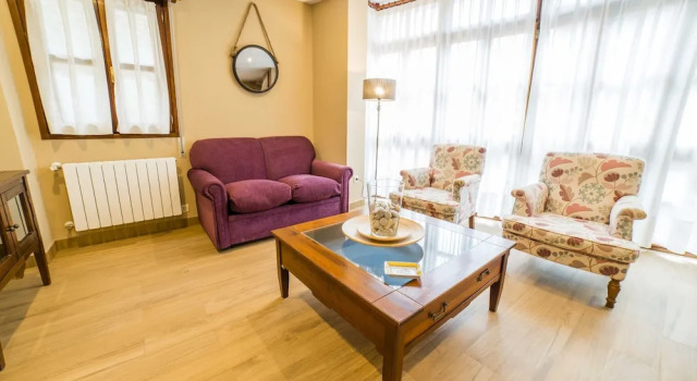 Apartamentos Las Fuentes, Prenota Appartamento Hotel a Asturie con parcheggio, Parcheggio
