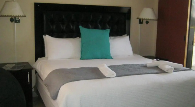 Люкс Deluxe Kulani Country Lodge