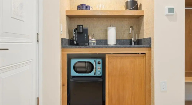 Четырёхместный номер Premier Surrey Beach House