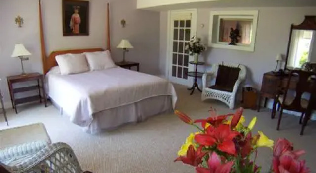Thornewood Inn, Varaa Hotelli Hotellit New England uima-altaalla, Uima-allas