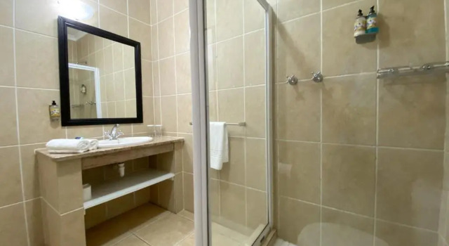 Номер Standard Bar-t-nique Guest House